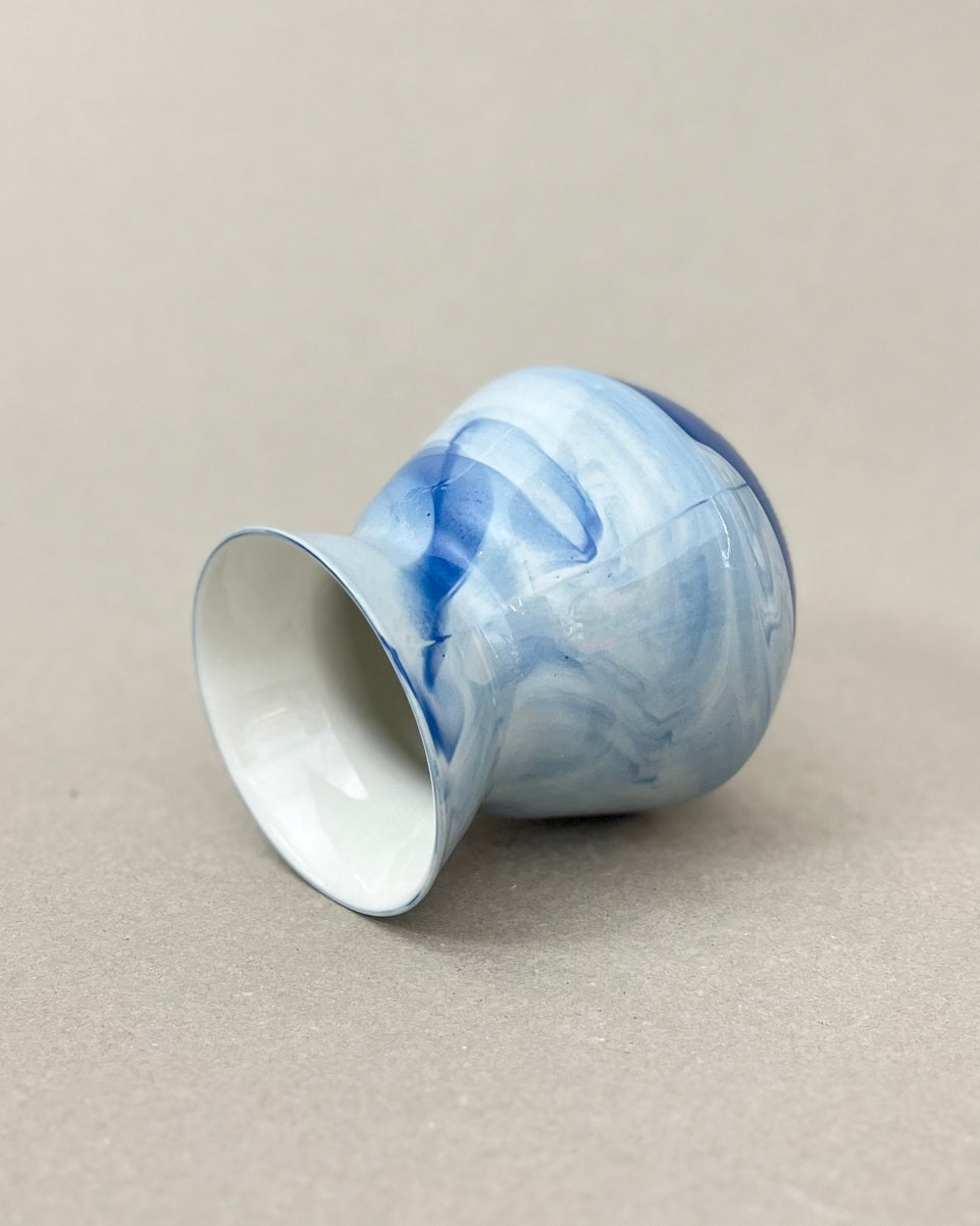 Vase en porcelaine - Point du jour