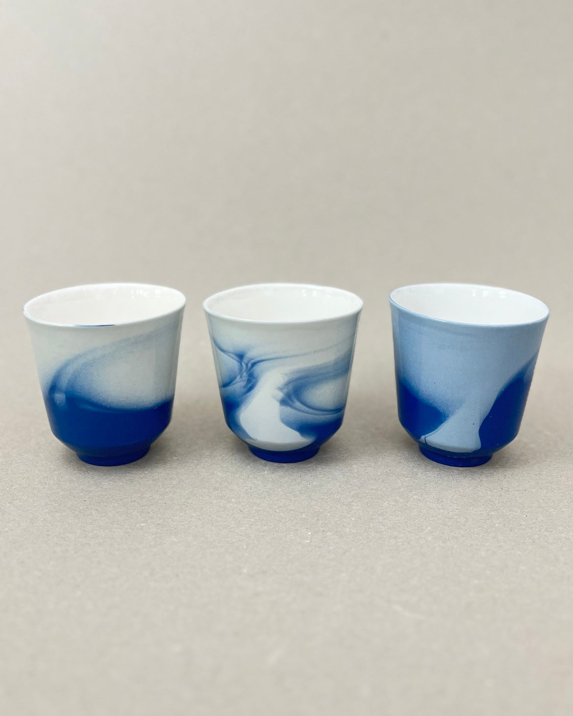 Tasse en porcelaine fait à la main - "Doux breuvage" - Point du jour
