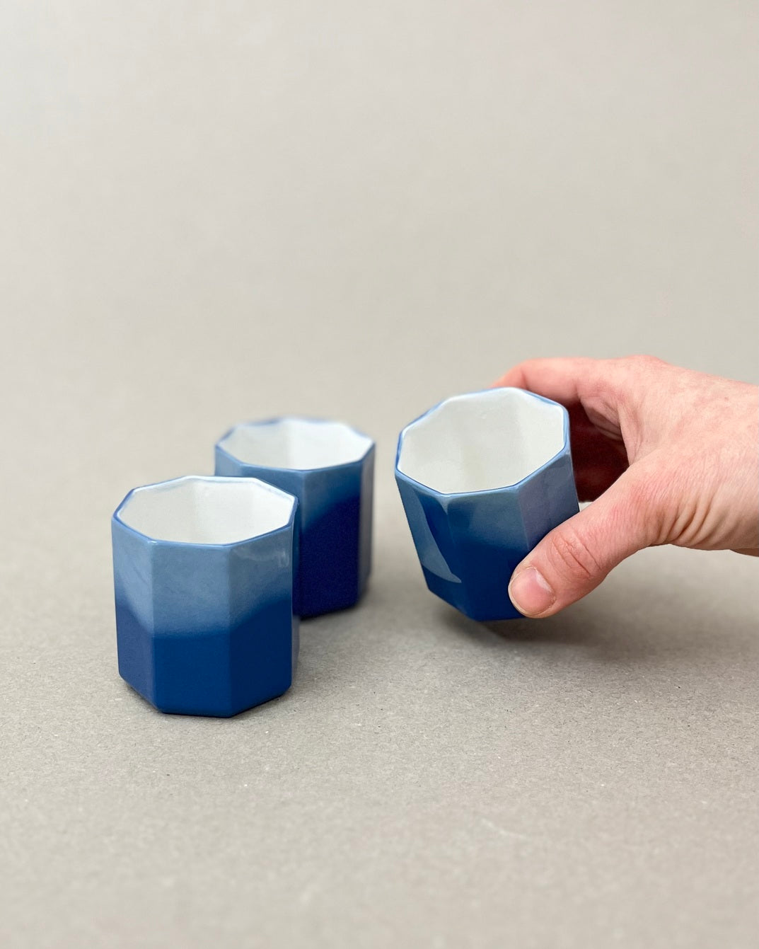 Tasse Expresso en porcelaine faite à la main - "La Part du Voyageur" - Point du jour