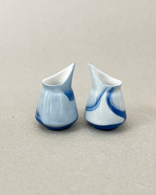 Pot à sirop en porcelaine, "Doux breuvage", Point du jour