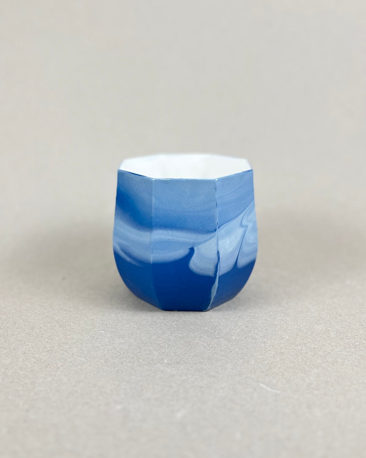 Cache-pot en porcelaine grande taille - Point du jour