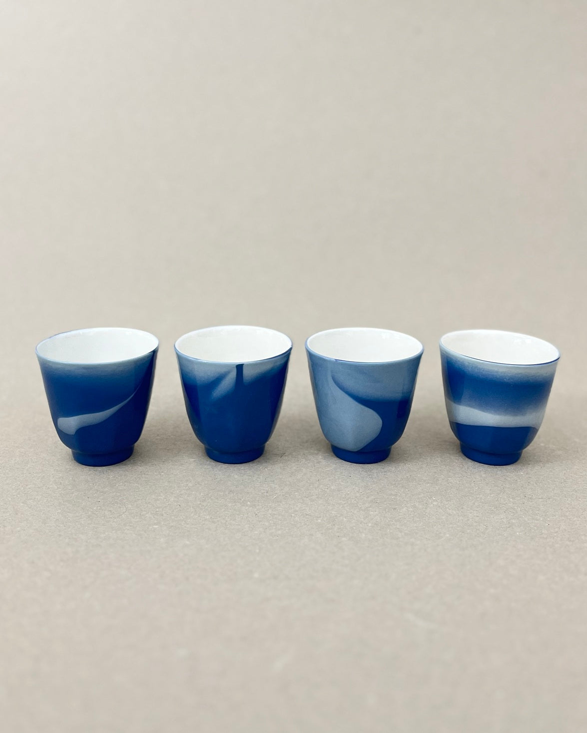 Petite tasse à café en porcelaine - "Matins éternels" - Point du jour
