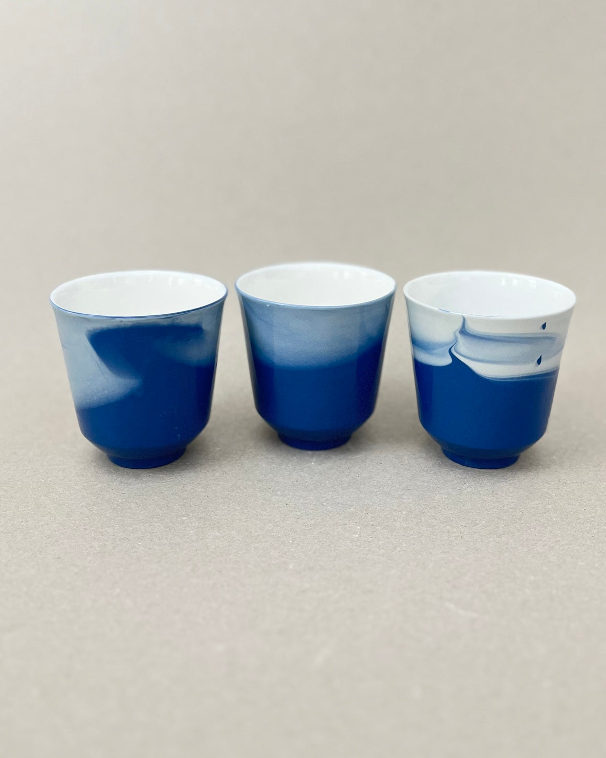 Tasse en porcelaine fait à la main - "Doux breuvage" - Point du jour