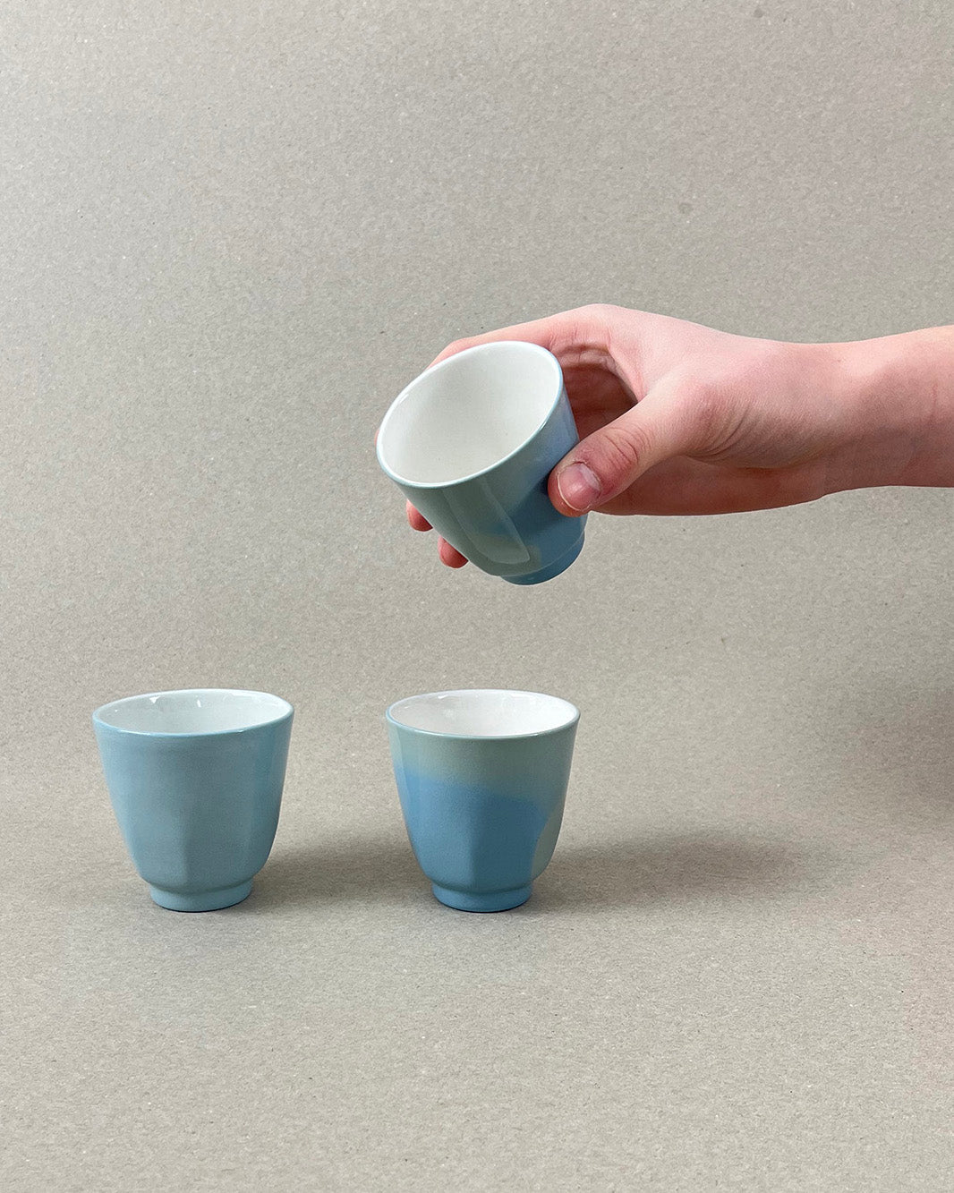 Petite tasse à café en porcelaine - "Matins éternels" - Vert de gris