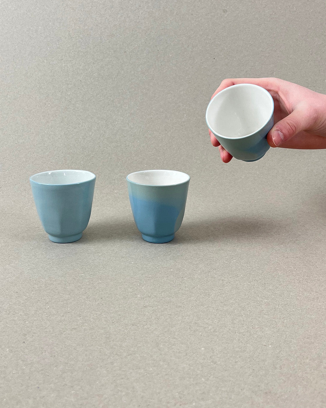 Petite tasse à café en porcelaine - "Matins éternels" - Vert de gris