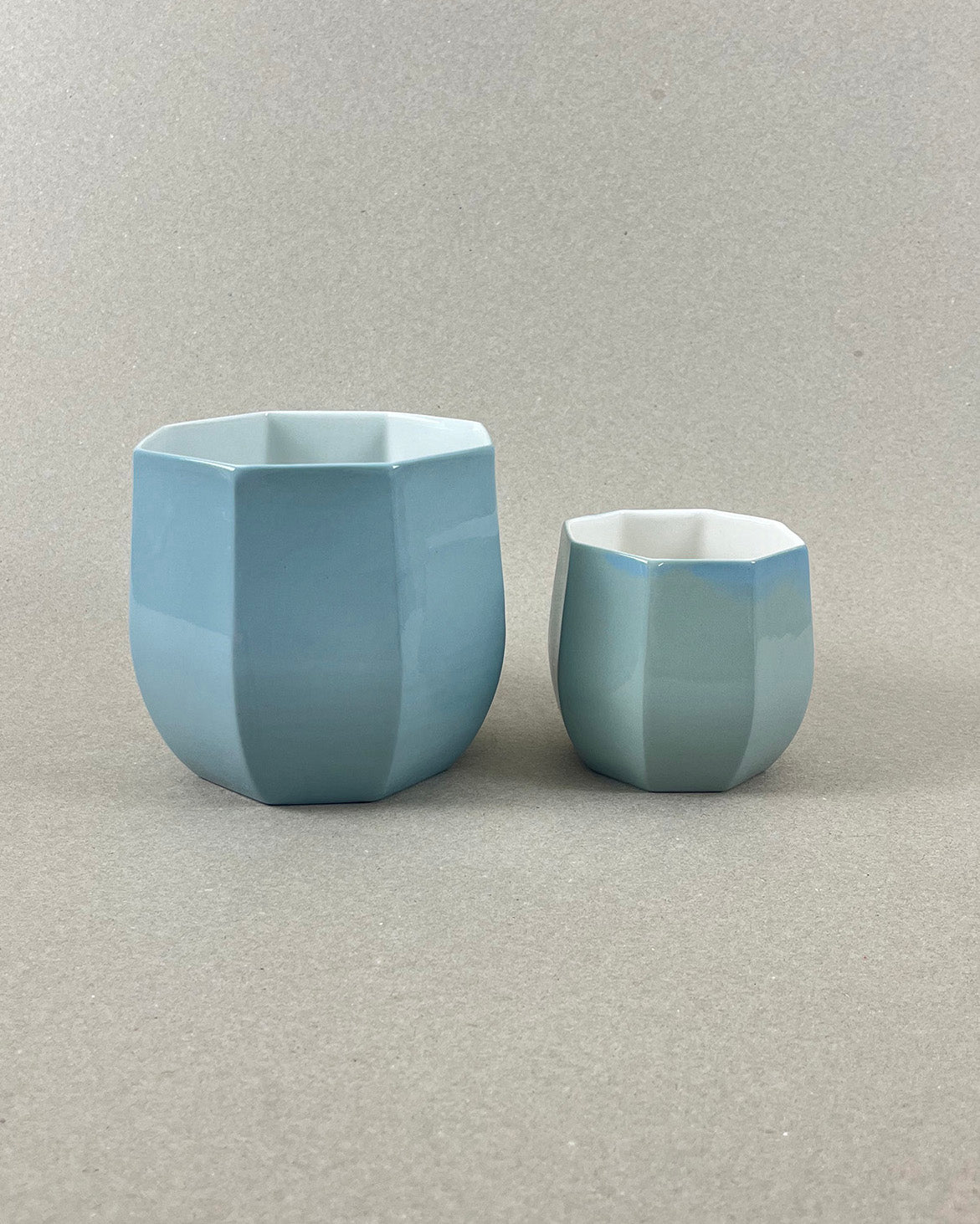 Cache-pot en porcelaine grande taille - "Ino" - Vert de gris