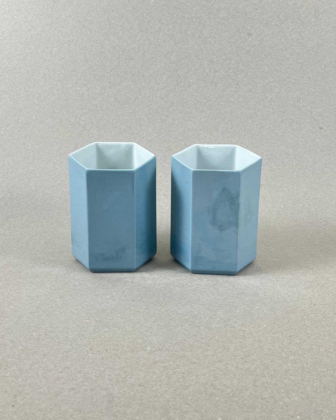 Pot à brosse-à-dent en porcelaine - "Histoire d'eau" - Vert de gris