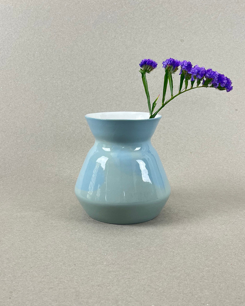 Vase en porcelaine - "Doux breuvage" - Vert de gris
