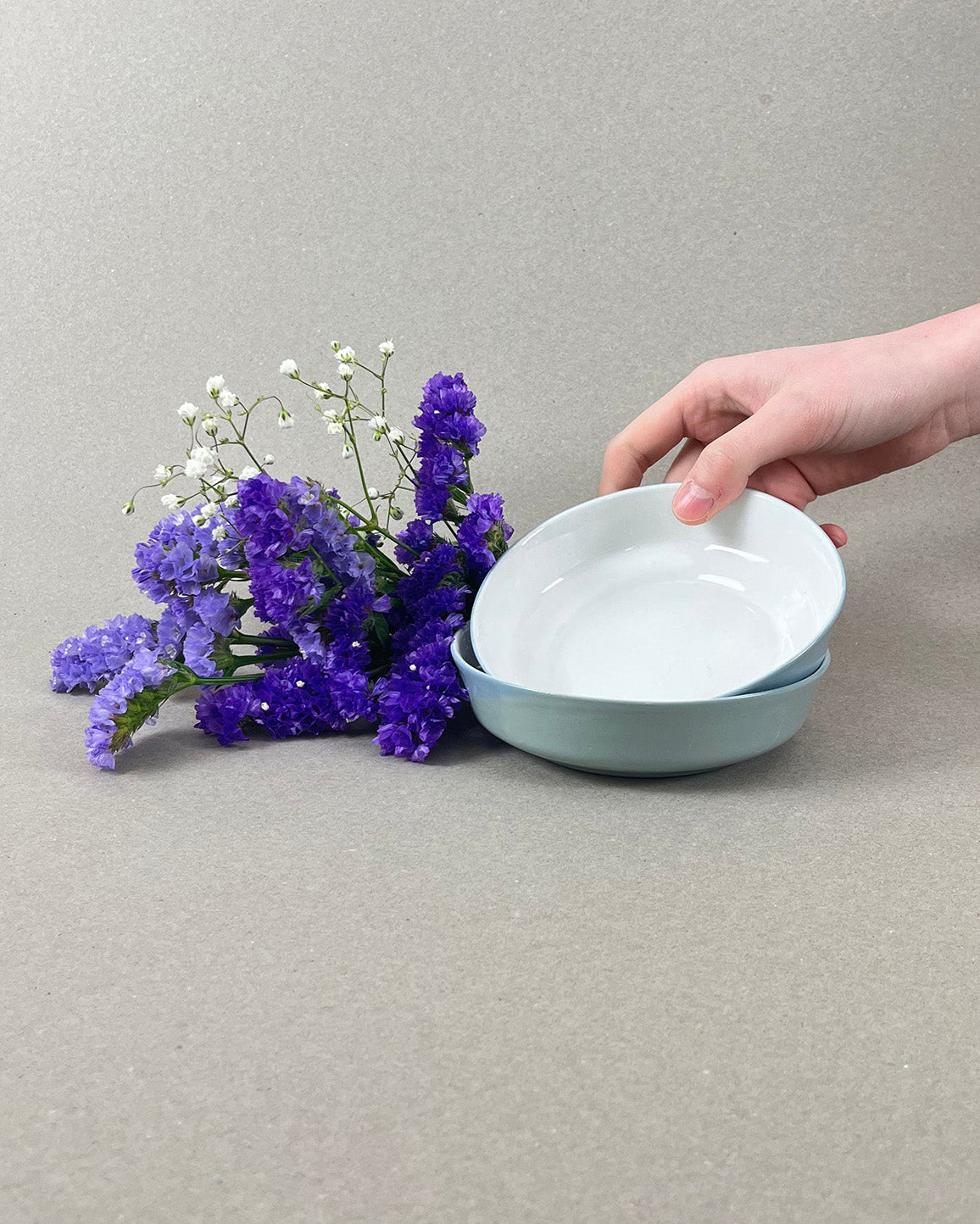 Coupelle en porcelaine - Vert de gris - Intérieur blanc