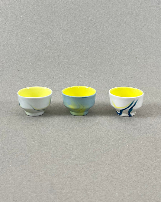 Pot à épices en porcelaine - "Doux breuvage" - Bleu canard, jaune et vert chartreuse - intérieur jaune