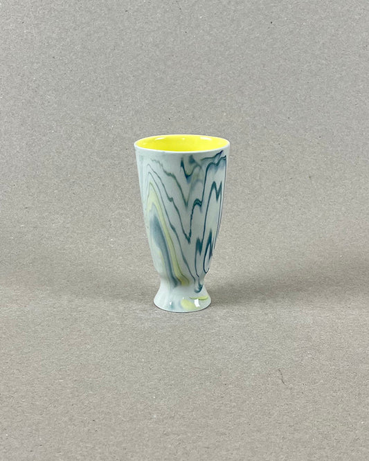 Mazagran en porcelaine - "Matins éternels" - Bleu canard, jaune et vert chartreuse, intérieur jaune