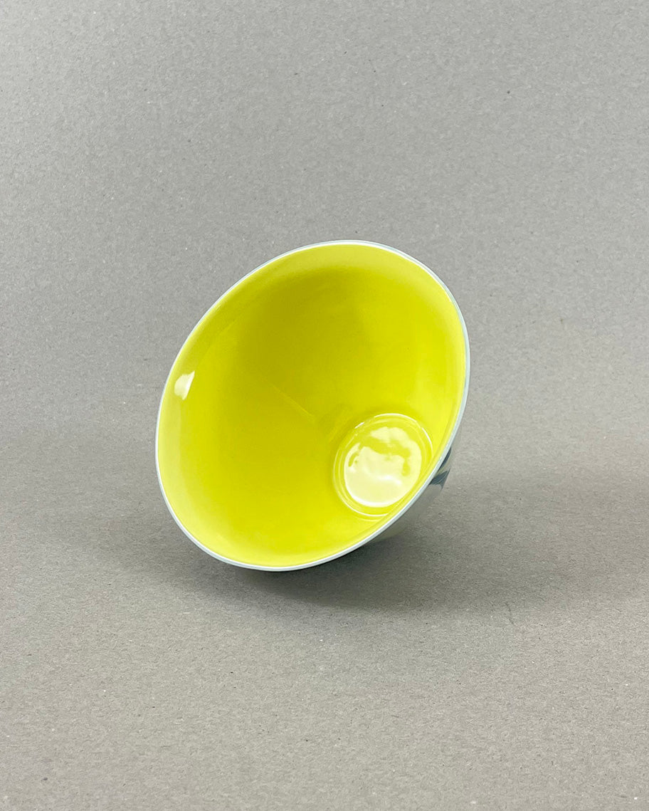 Bol à café au lait en porcelaine - "Matins éternels" - Bleu canard, vert chartreuse, intérieur jaune