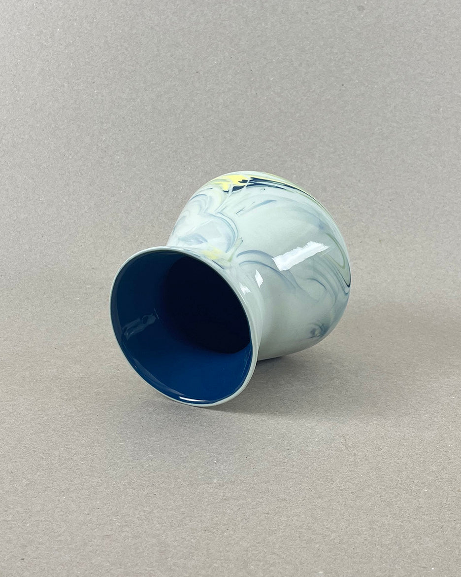 Vase en porcelaine - "Doux breuvage" - Bleu canard, jaune et vert chartreuse