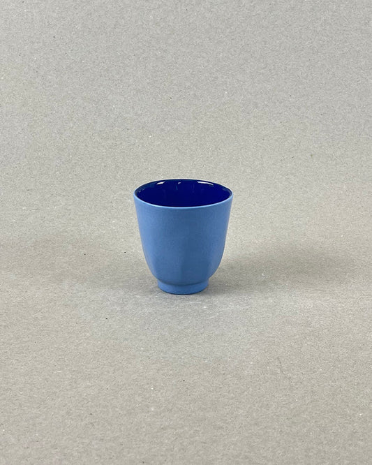 Petite tasse à café en porcelaine - "Matins éternels" - Bleu de Sèvres clair