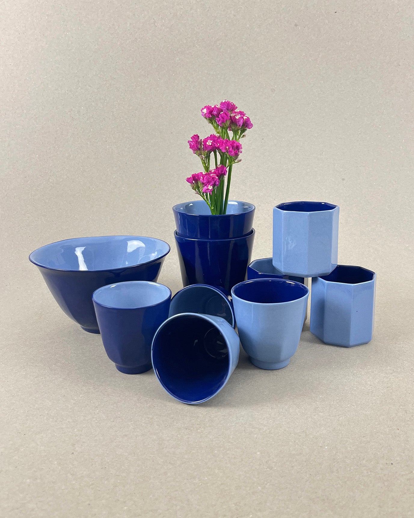Tasse Expresso en porcelaine faite à la main - "La Part du Voyageur" - Bleu de Sèvres foncé