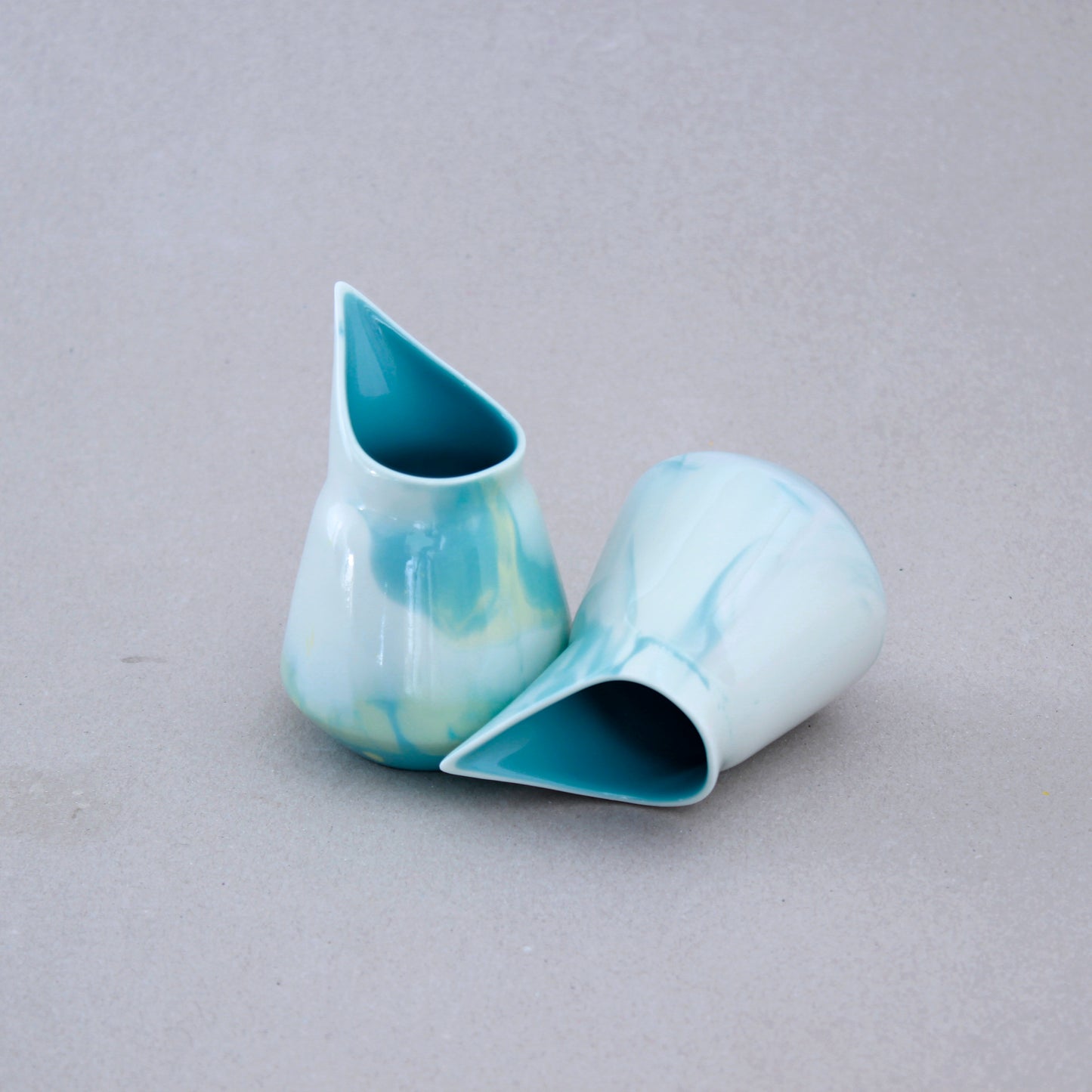 Pot à sirop en porcelaine fait à la main