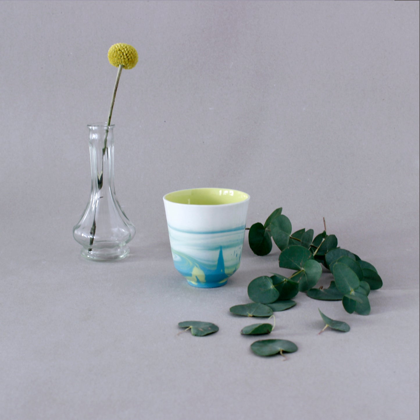 Verre à eau en porcelaine fait à la main - "Doux breuvage"