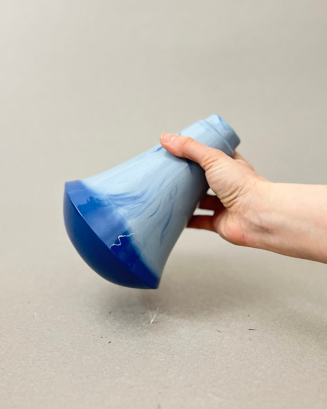 Grand vase en porcelaine - Point du jour