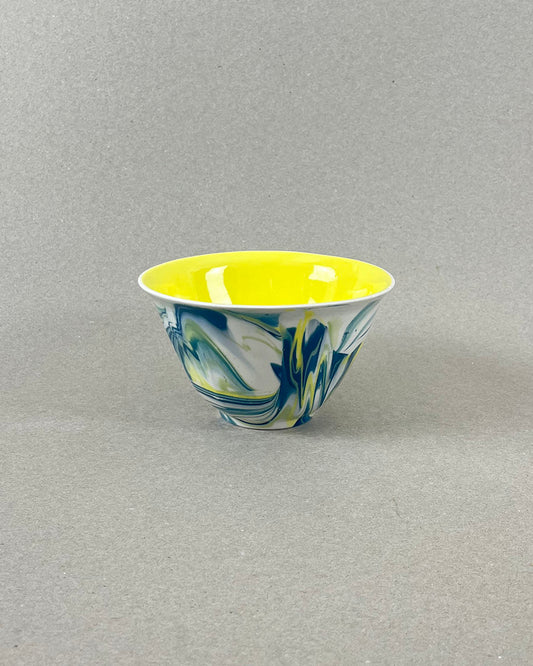 Bol à café au lait en porcelaine - "Matins éternels" - Bleu canard, vert chartreuse, intérieur jaune
