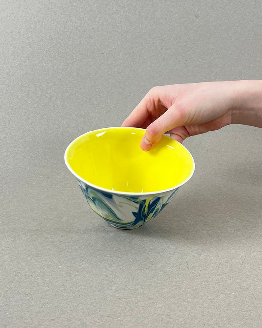 Bol à café au lait en porcelaine - "Matins éternels" - Bleu canard, vert chartreuse, intérieur jaune