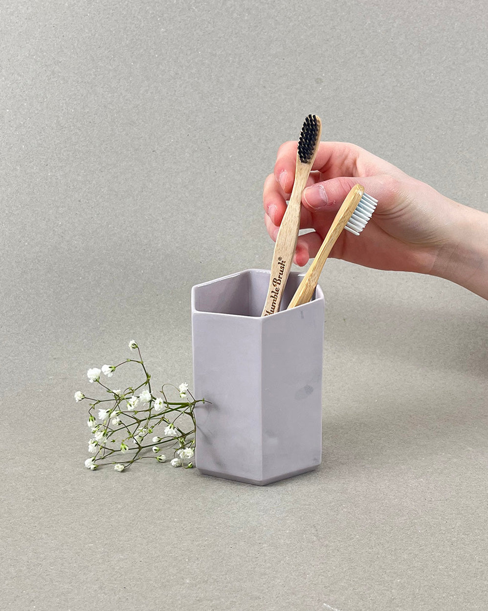 Pot à brosse-à-dent en porcelaine - "Histoire d'eau" - Mauve pâle