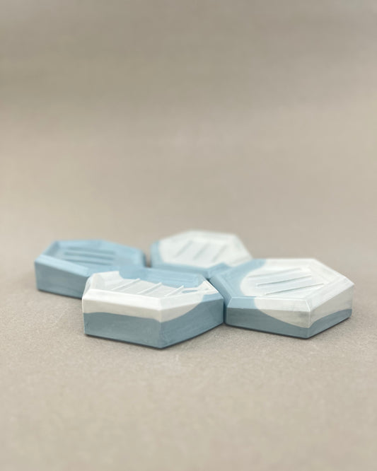 Porte-savon en porcelaine fait à la main - "Histoires d'Eau » - Tadoussac
